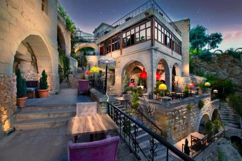 Splendid Cave Hotel