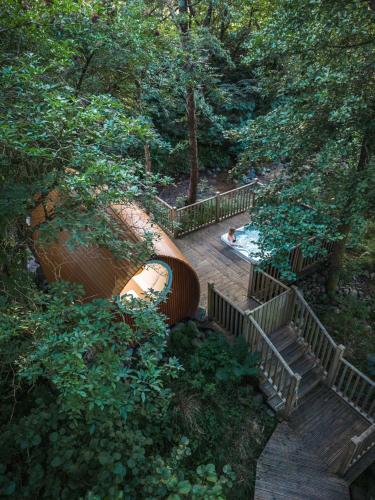 RiverBeds Lodges with Hot Tubs