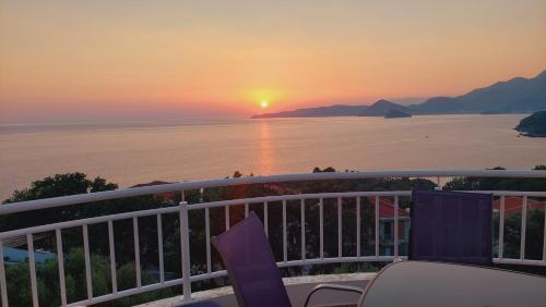 Sunset Residence