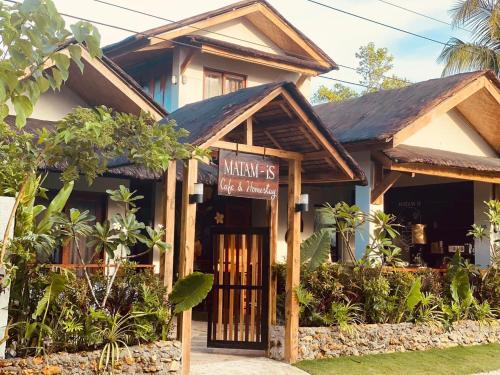 Matam-is Cafe & Homestay