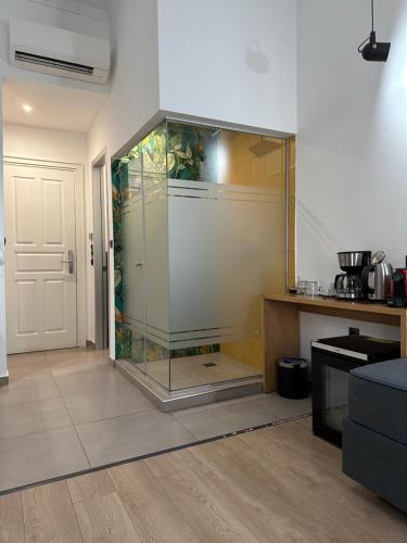 Maroon Bottle Boutique Suites