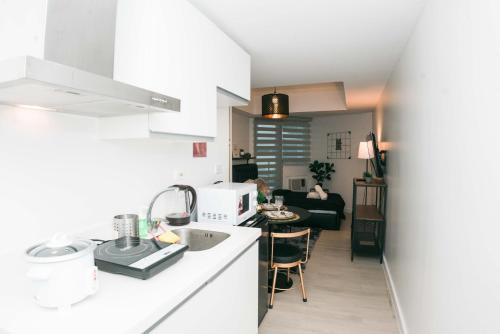 Resort Condo Unit with Stunning View - Azure North