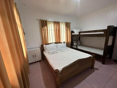 Bognot Lodge Alvin Bognot Mt Pinatubo Guesthouse & Tours