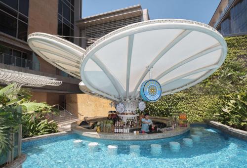 Hilton Manila Newport World Resorts