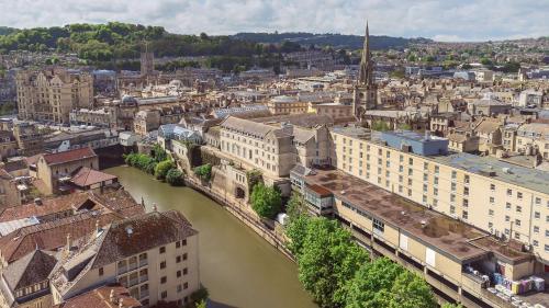DoubleTree by Hilton Bath