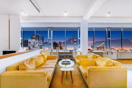 市中心三卧室公寓-山景和免费停车位（3BR City Center - Mountain View & Free Parking）