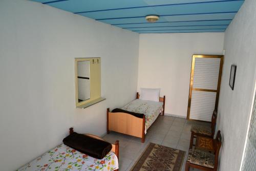 Yellow Rose Pension