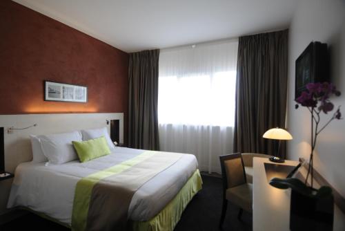 Mercure Maurepas Saint Quentin