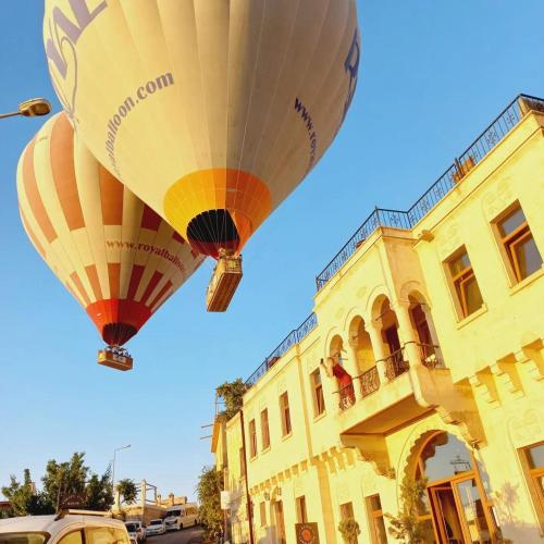 Alice in Cappadocia