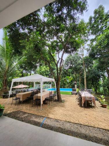 Country Home w Private Pool at Antipolo
