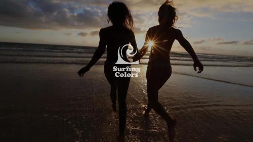 Surfing Colors