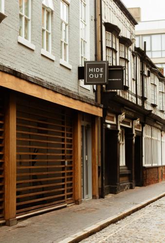 Hideout Hotel