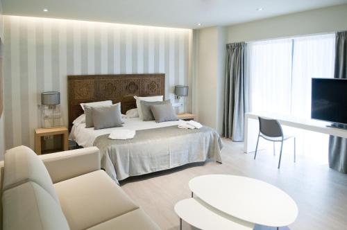 Serennia Excluisve Rooms