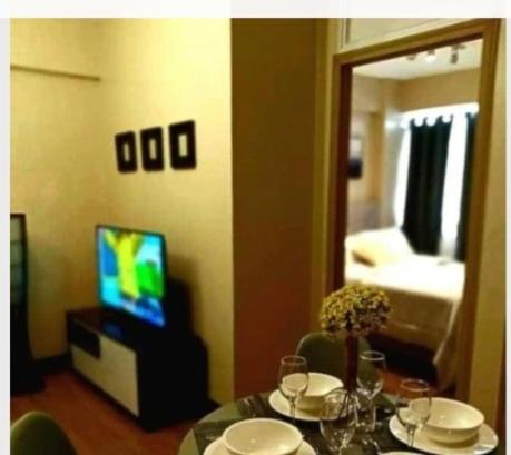 The Lancris Residences, 2 Bedrooms, 1 Bathroom, Living-room, Kitchen & Pool is Free