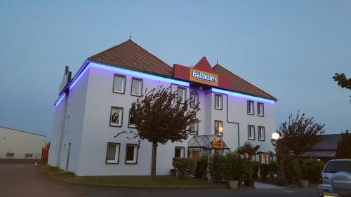 Hotel initial St-Quentin / Gauchy by balladins