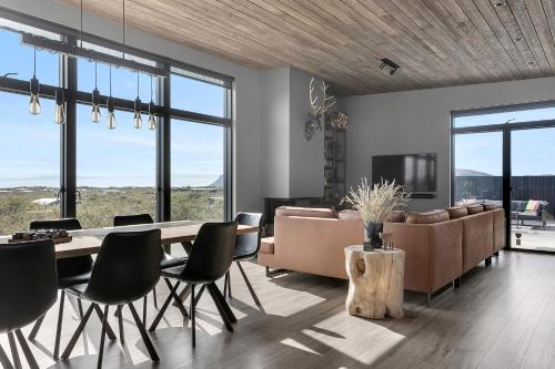 Villa d'été de luxe de 4 chambres avec bain chaud et sauna