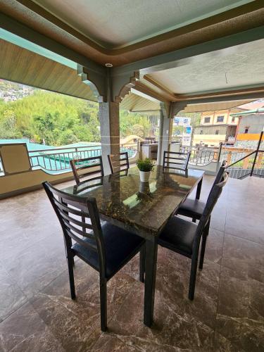 Mirador Modern House - Walking distance to Lourdes Grotto