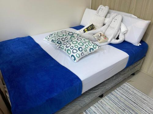 Shore Residences Mall of Asia Stays by PBYY