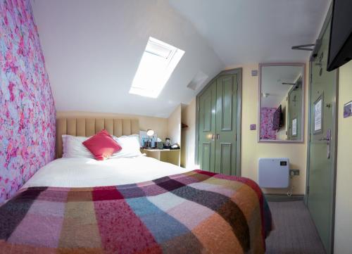 The Griffin Belle Hotel