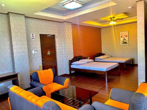 Minshuku Kcs Hotel and Restaurant