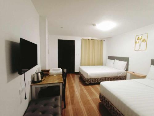 Hideaways Restobar and Resort