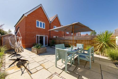 Sanderling House, walk to beach