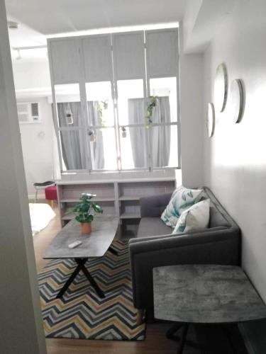 Abreeza place T1-1702