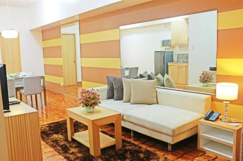 Prince Plaza II Condotel