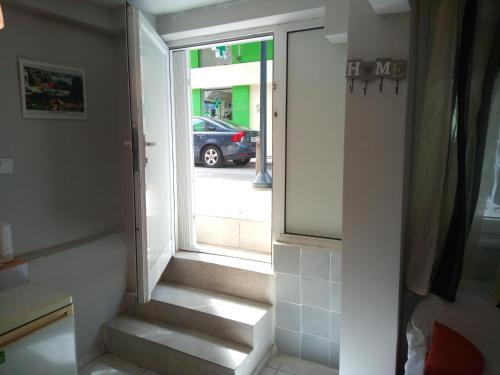 Savvas mini apartment