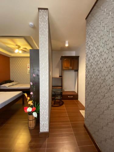 Minshuku Kcs Hotel and Restaurant