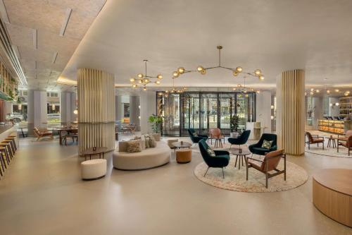 Canopy by Hilton London City