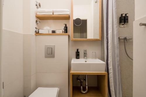 Von Deska Townhouses - The Ivy House