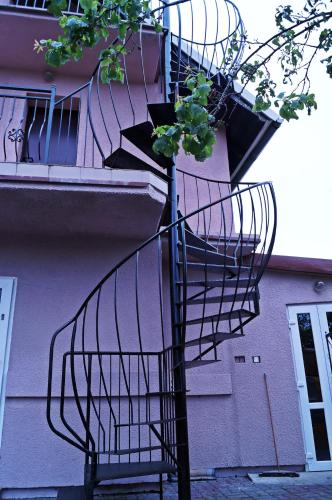 Mister Motelik
