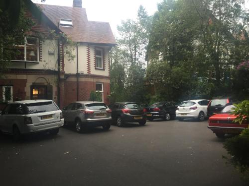 Oakfield Lodge Guest House
