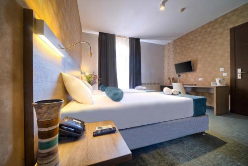 Hotel Mint