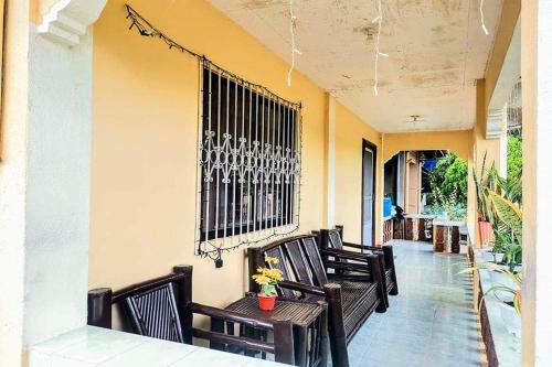 Alberts Transient House