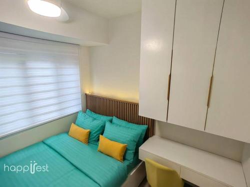 Happirest at S Residences w/Balcony, Mall of Asia