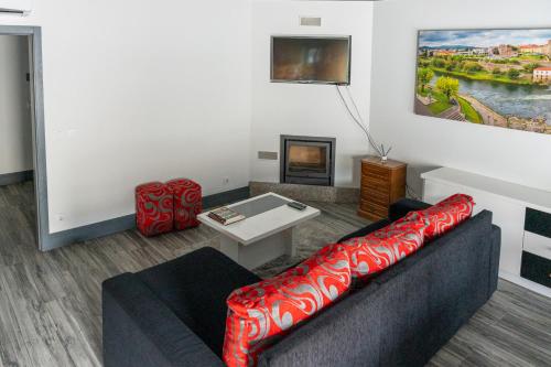 Residencial Kuarenta And Um