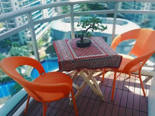 Manila Urban Resort at Azure