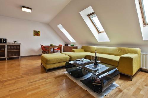 Dolná 4 - apartments in direct centrum on city square