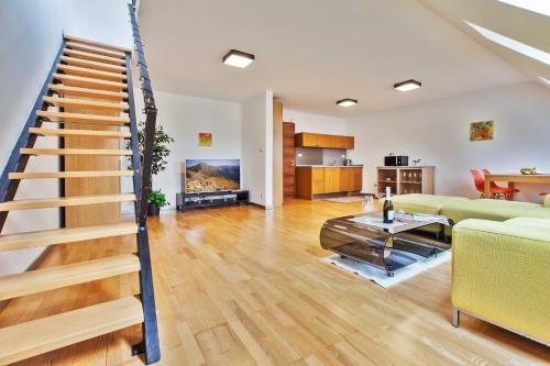 Dolná 4 - apartments in direct centrum on city square