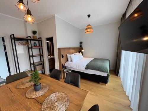 Nice apartment with a balcony by the sea.