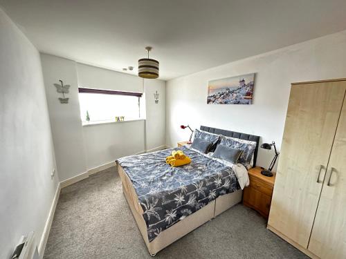 Stunning Ocean & City View APT