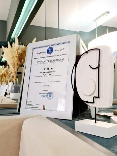 Laci lak modern apartment