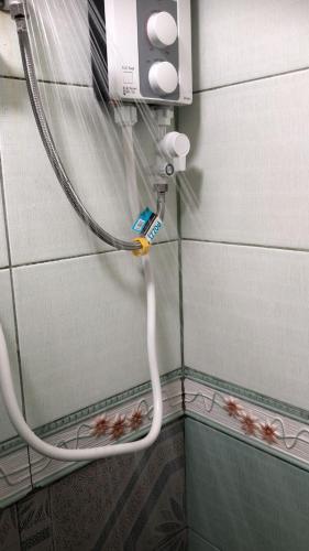 THE MANSION - 24-HOUR Near AirPort Hostel 4 Backpackers