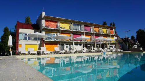 Colors Holiday Hotel Siófok