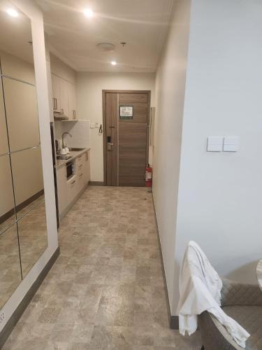 LaGrande Residence Jacuzzi & Shower 10th FLR Unit