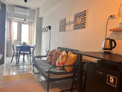 CozyCoastStay by APPLETRAVELBEYONDPH