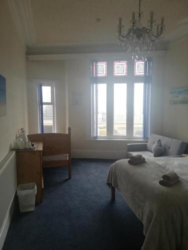 Camelot Seafront Hotel