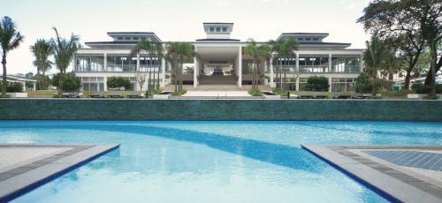 Grass Residences T3 11th Floor with Balcony